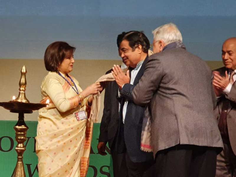 Dr. Sumi Gupta & Nitin Gadkari at Gfiles Governance Awards