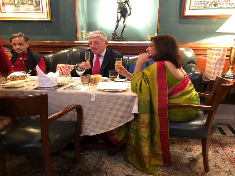 20.-Dr.-Sumi-Gupta-With-Italian-Ambassador-H.E.-Mr.-Vincenzo-de-Luca-and-Member-of-the-Lok-Sabha-Dr.-Shashi-Tharoor