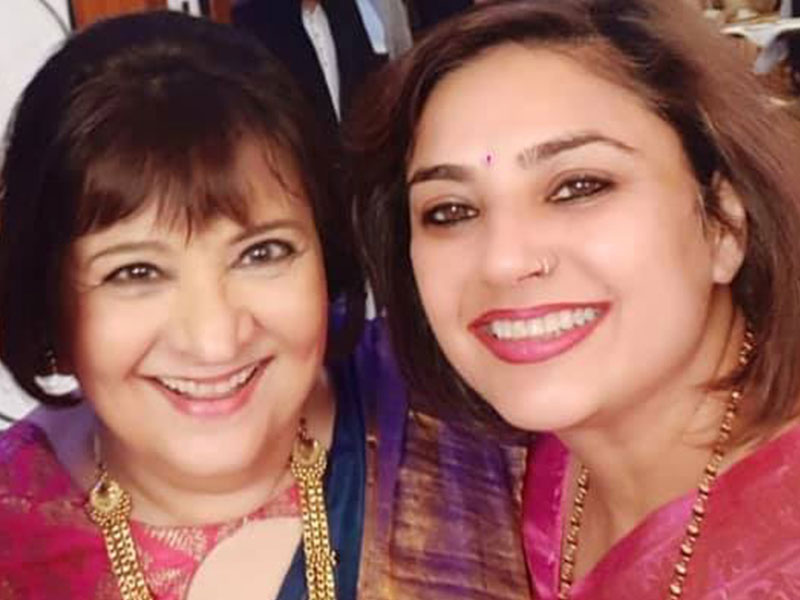 Dr sumi gupta with Actress Bharti Achrekar